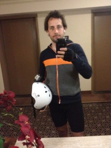 Marcio fantasiado de ciclista