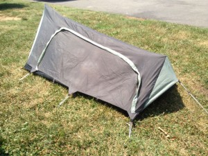 Minha barraca-sarcófago para uma pessoa